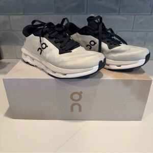 On Running Athletic Shoes in Cream and Black